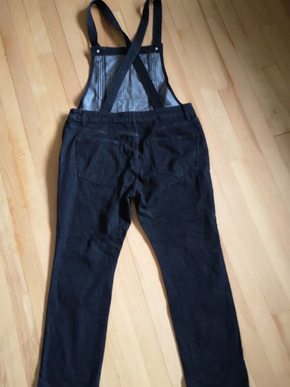 Free People Ladies Size 31 Black Denim Adjustable Straps 1 Pocket Bib Overalls - Picture 2 of 14